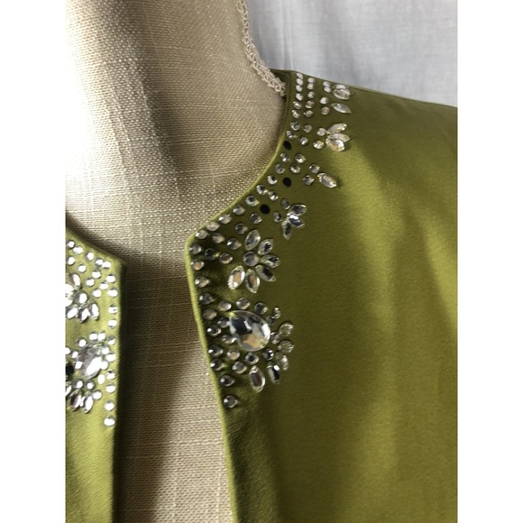 Giovanna Signature Women's Skirt Suit – Size 10, Lime Green with Rhinestone Coll - Picture 5 of 14